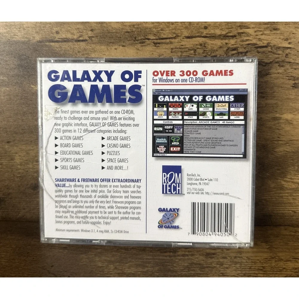 Galaxy of Games PC CD-Rom 1997 (Over 300 Arcade, Casino, Action, Board & More)